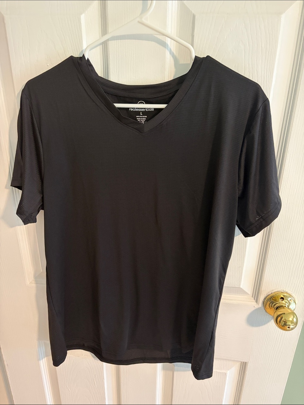NWOT Real Essentials Men's V-Neck Short Sleeve Tee in Black